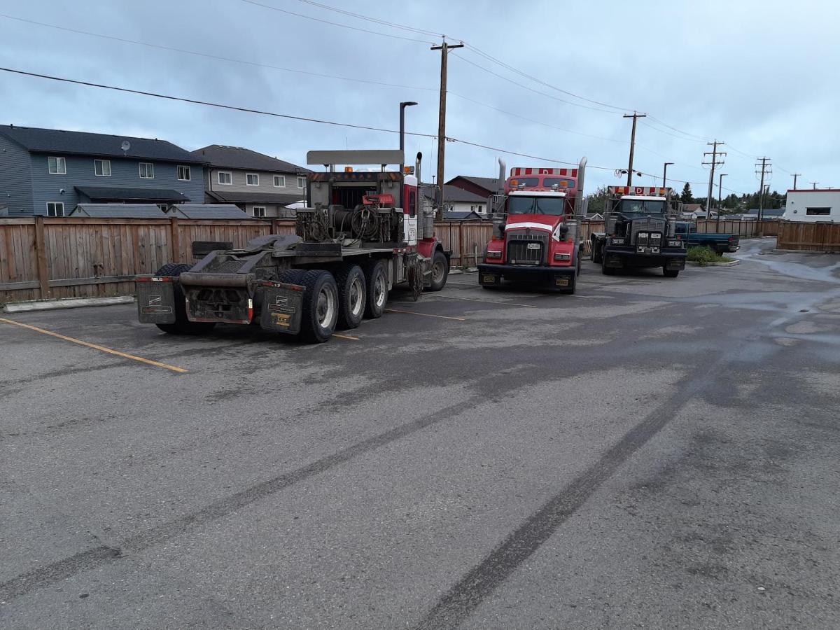 فندق بيست ويسترن بلص شاتيو فورت سانت جون Fort St. John المظهر الخارجي الصورة